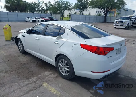 2013 Kia Optima Lx z USA, uszkodzony, nr VIN 5XXGM4A73DG197711